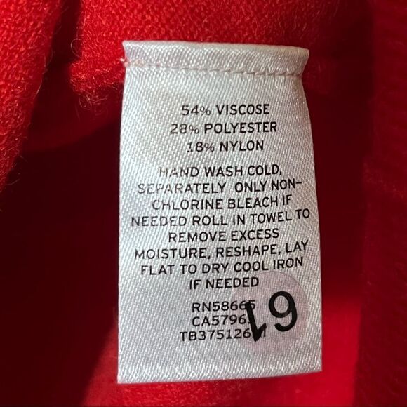 New Treasure & Bond SomethingNavy Off the Shoulder Sweater Size M - Picture 7 of 7